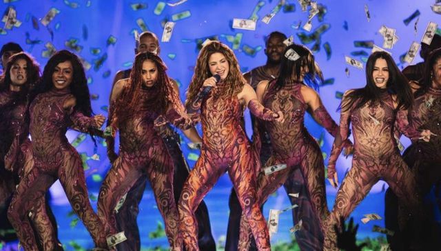 Las mujeres llenan tribunas