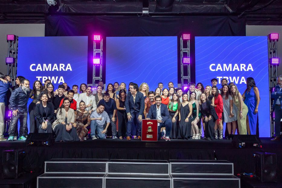 Aplausos y reconocimientos