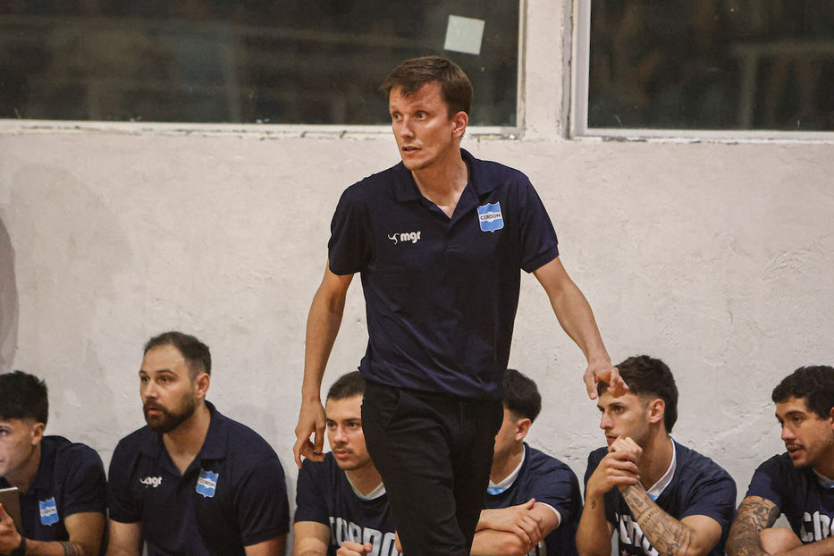 Básquet: Cordón, que está complicado con el descenso, cesó a su técnico y busca reemplazo
