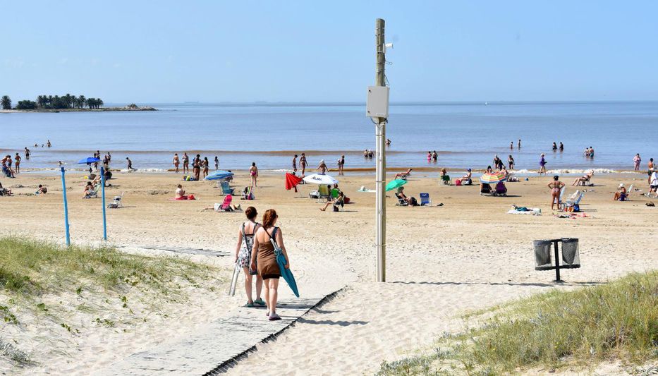 Playa Malvín. Foto: descubrimontevideo.uy