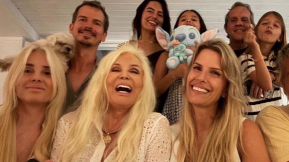 Hola, Navidad te estás llamando