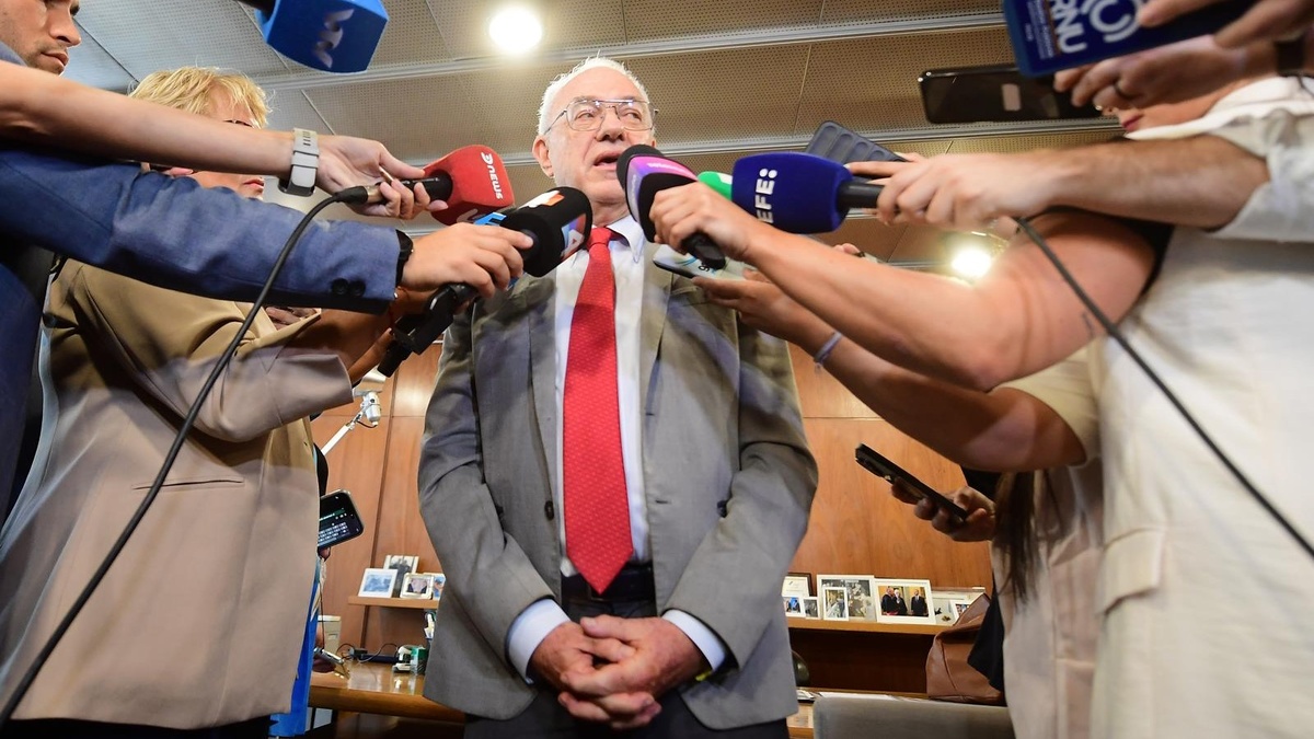 Blancos pidieron que Lubetkin comparezca ante Senado por “bochornosos viajes de autobombo”