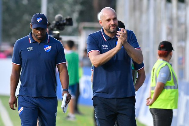 Jadson Viera y el gesto de despedida que tuvo con Nacional tras su salida como entrenador