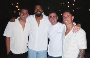 Con manija de Mundial