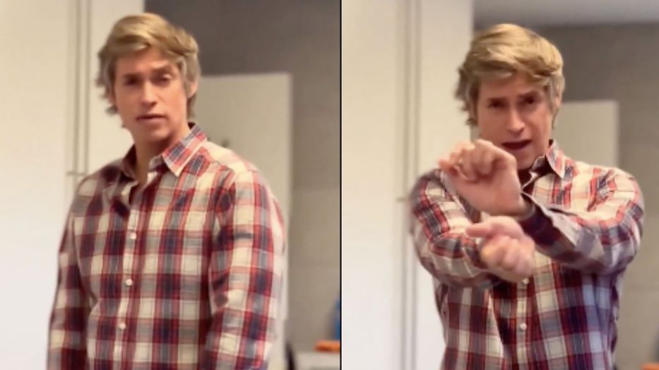 Colgado en sus manos