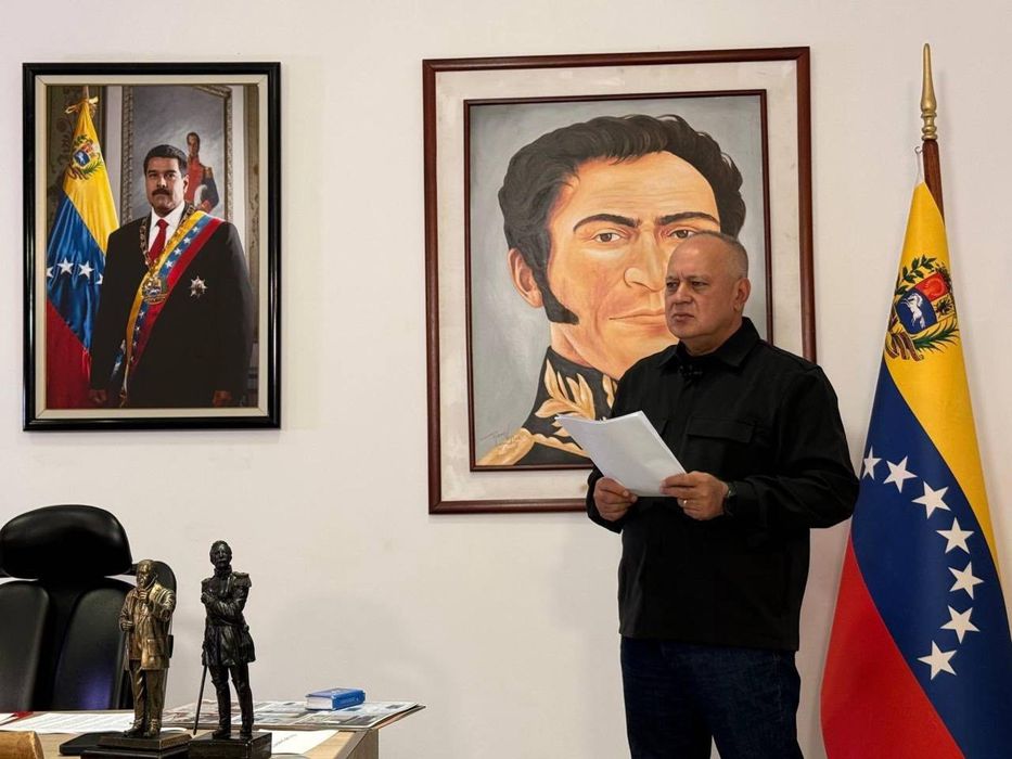 Escribe Adriana Balcarcel