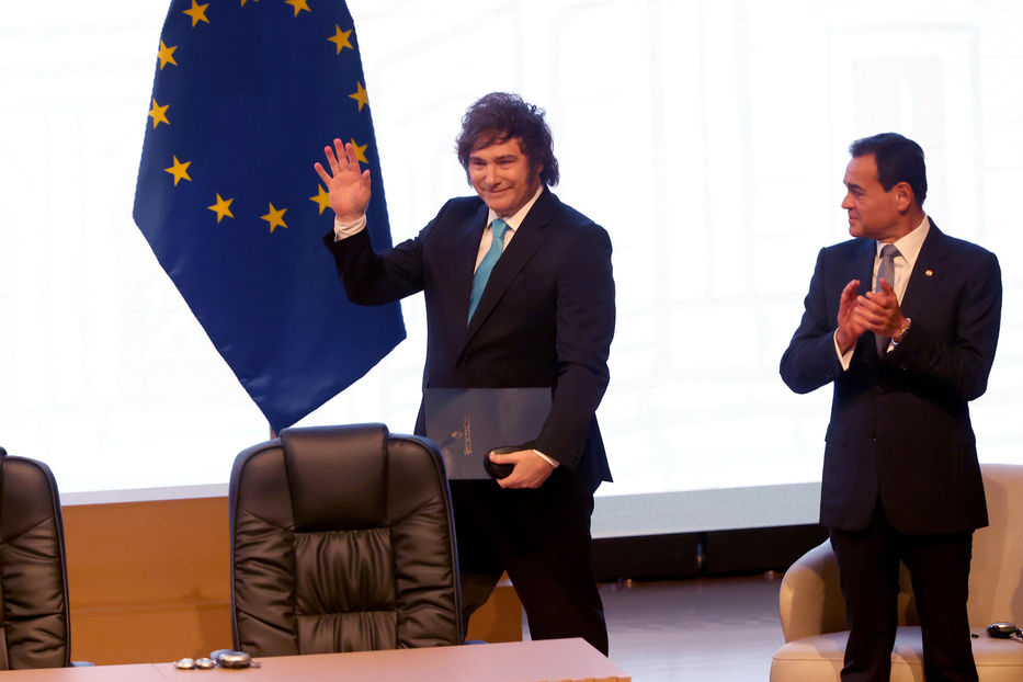 Un saludo a mi amigote Trump