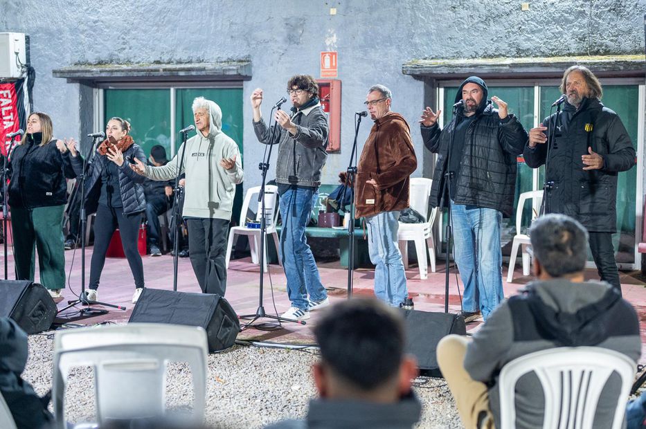 Que el letrista Falta y Resto