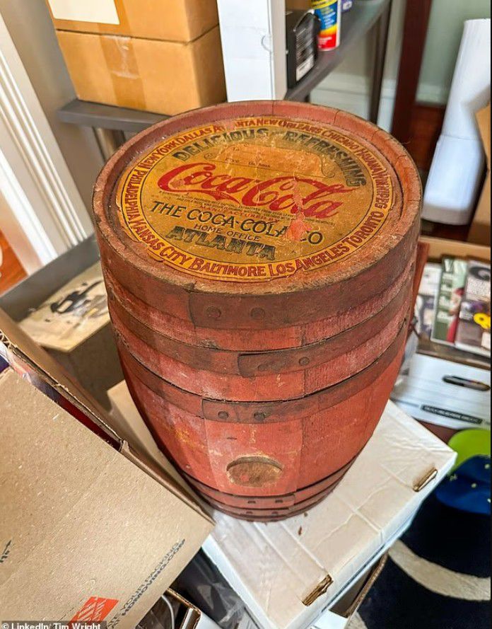 El barril hallado en el edificio