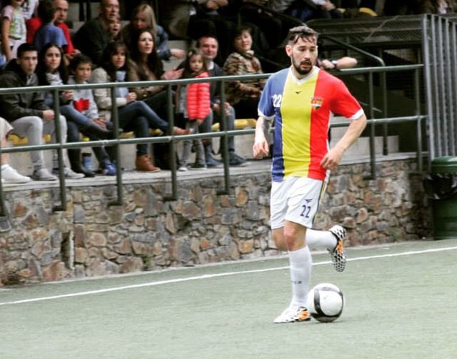 Mateo Rodríguez jugando en el FC Andorra. Foto: Instagram @urumateo13