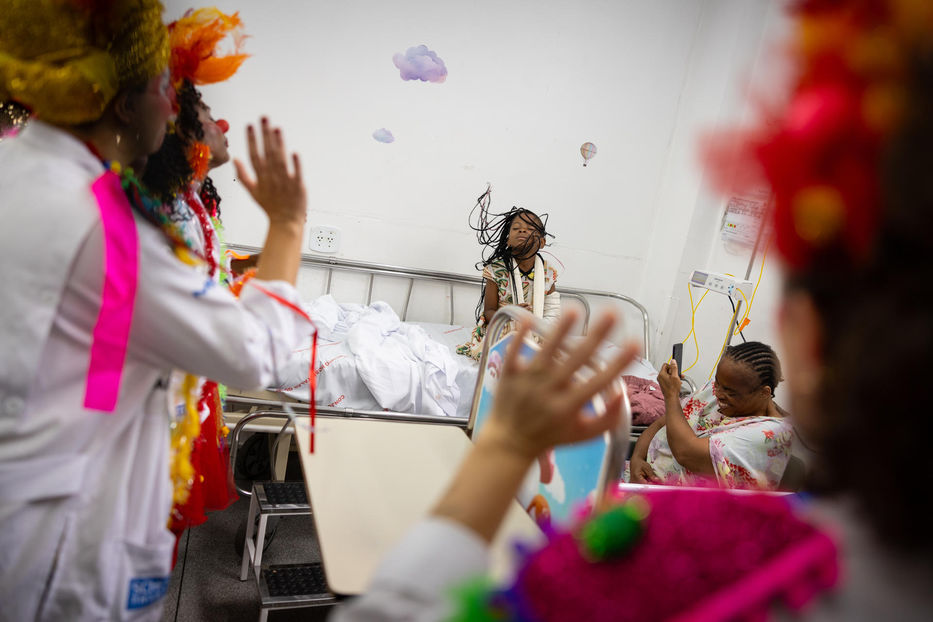 Alegría entre el dolor