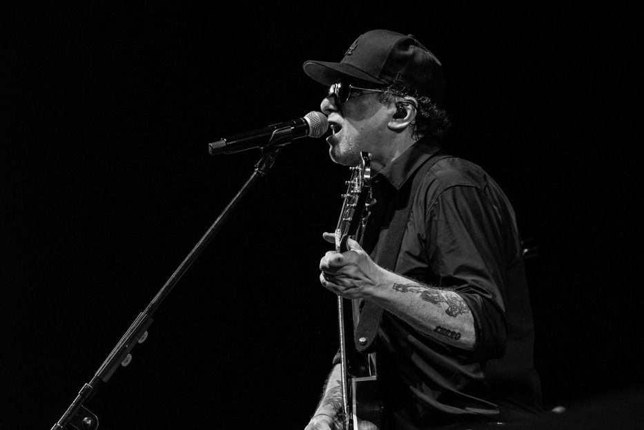 Andrés Calamaro llega al Antel Arena con su gira “Como Cantor” el 31 de mayo