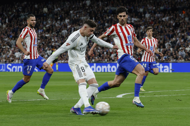 Champions: Valverde vuelve en Real Madrid y Giménez ausente por molestias en el Atlético