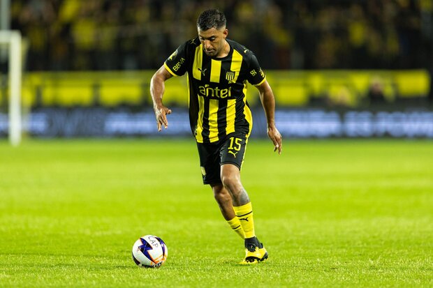 Apertura: Peñarol recibirá a Juventud esta noche. Horario, alineaciones y cómo verlo