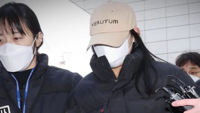 Todo ángel es terrible