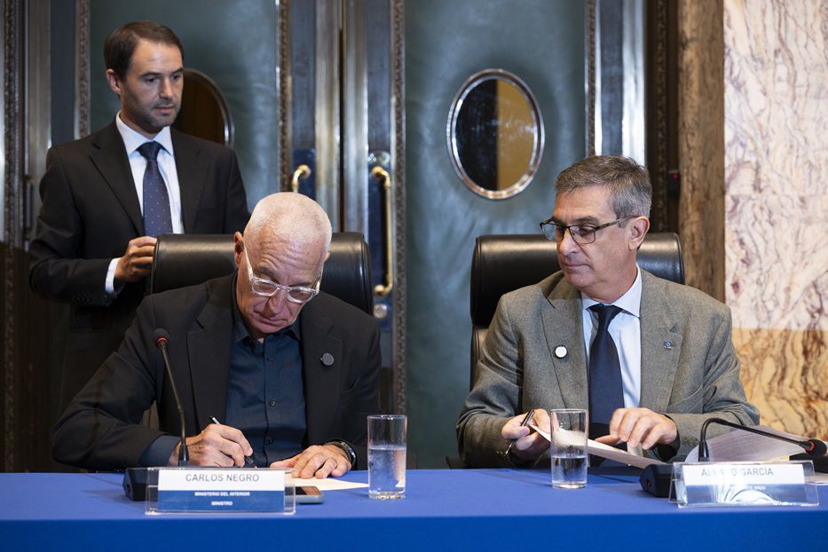 Acuerdo institucional