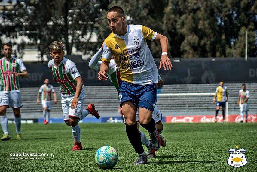 Alejandro Satriano jugando en Bella Vista. Foto: Bella Vista