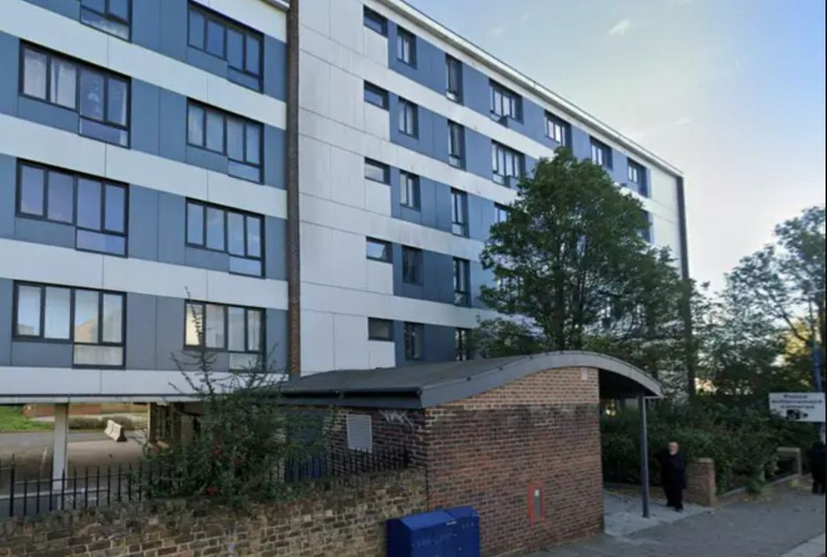 El edificio donde ocurrieron los hechos