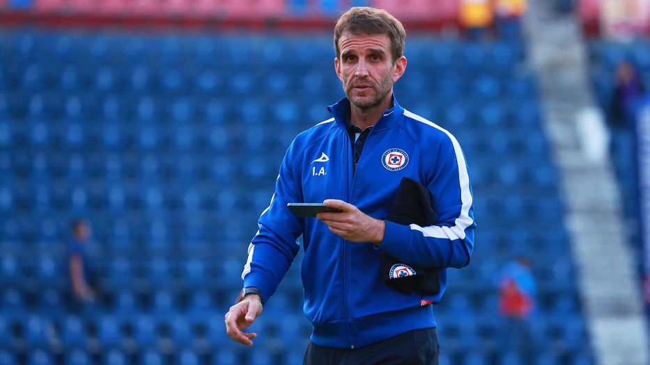 Un pasaje hasta ahí