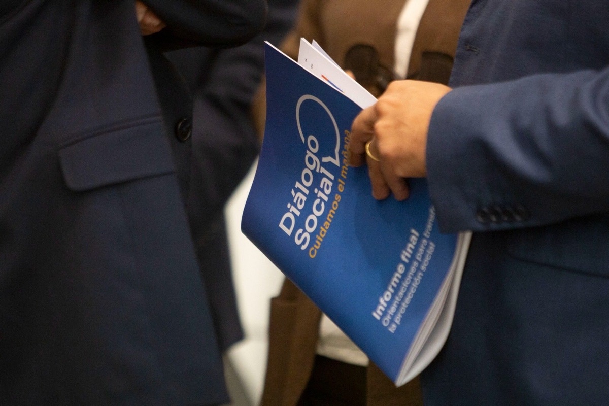 De “riesgos” a “negativo”: críticas de la oposición al FA por reformas del Diálogo Social