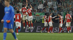 Entre los cuatro mejores