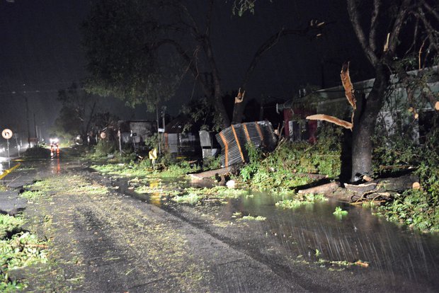 Meteorólogo advierte por tormentas y vendavales en todo el país durante “muchos días”