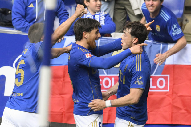 Federico Viñas convirtió para la victoria 1-0 del Oviedo de Guillermo Almada