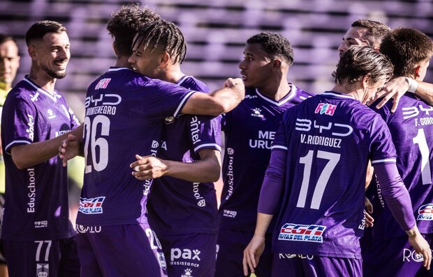 Apertura: Defensor Sporting venció 2-0 a Boston River en el estadio Luis Franzini