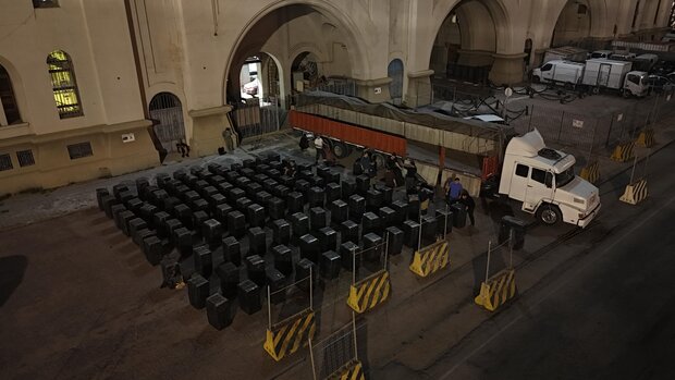 Incautación histórica en Soriano: argentino llevaba en un camión US$ 1 millón en cigarros