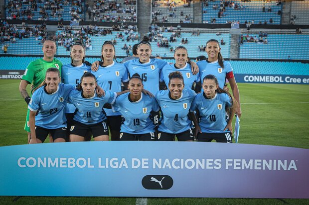 Se actualizó el ranking FIFA femenino. ¿Quién lidera y en qué posición aparece Uruguay?