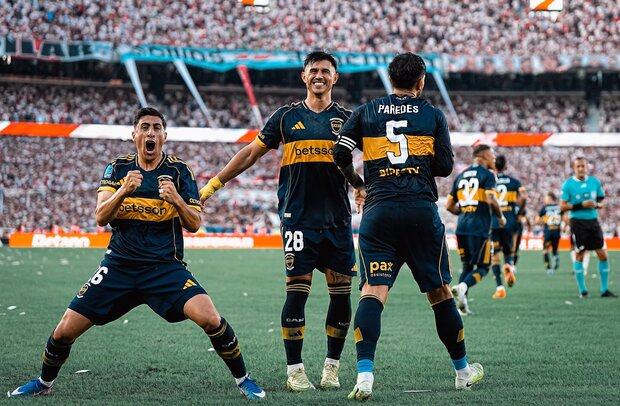 Las chicanas de Boca por la victoria ante River Plate y los posteos de Merentiel y Cavani