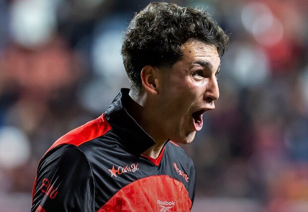 Diego Abreu marcó un golazo en México tras desparramar a tres rivales en el área