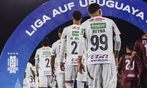 Apertura: Montevideo City Torque está derrotando 2-0 a Boston River en el Charrúa