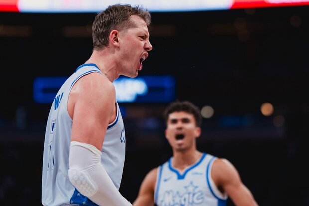 Playoffs NBA: los Magic treparon, los Thunder siguen imparables y los Knicks resurgieron