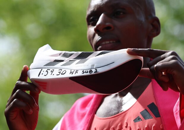 Maratón: zapatillas resultaron claves para que Sabastian Sawe rompiera el récord mundial