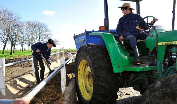 Feriado del 30 de abril: quiénes no trabajan por ser día no laborable y cómo se paga