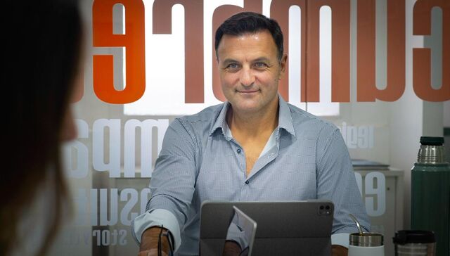 Estrategia, poder y relatos