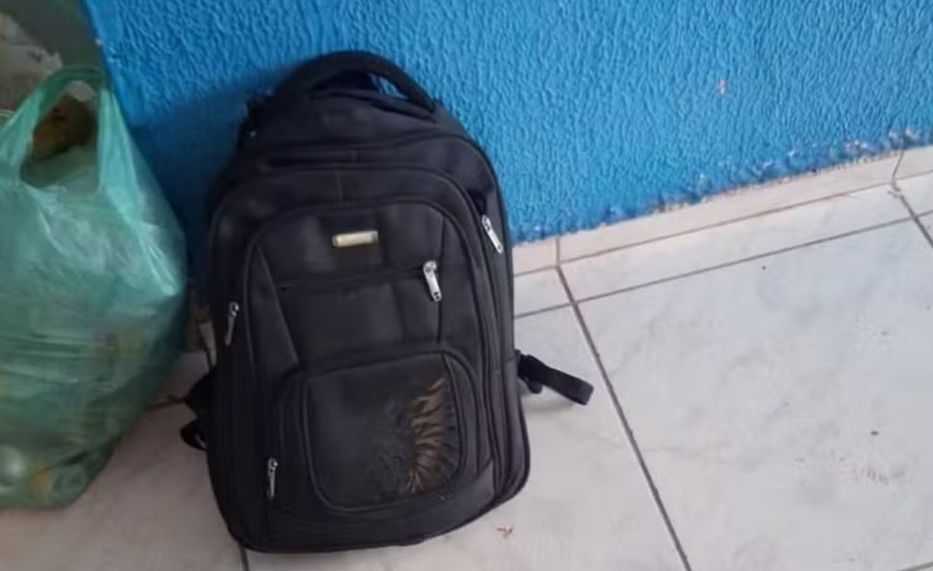La mochila donde fue hallada la cabeza de la víctima.