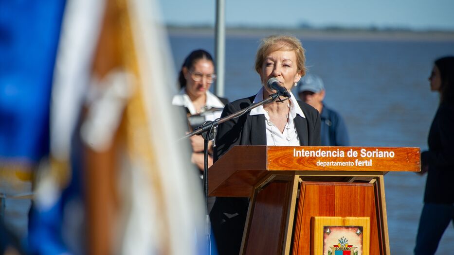 “No era solo cruzar el río”: Cosse lideró acto por 201° aniversario de Cruzada Libertadora