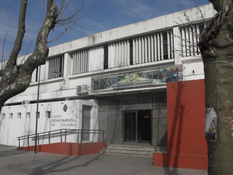 “No existen garantías mínimas”: paro de 24 horas en liceo por “amenaza de tiroteo”