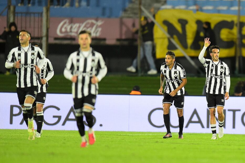 Wanderers 1-0 Peñarol: Aurinegro Wins, Racing Crowned Apertura Champion Amid Peñarol’s Struggles