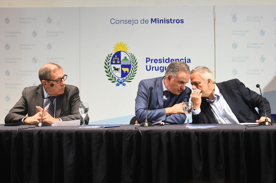 “El diálogo continúa” y “más dudas que certezas”: reacciones ante anuncios por jubilación