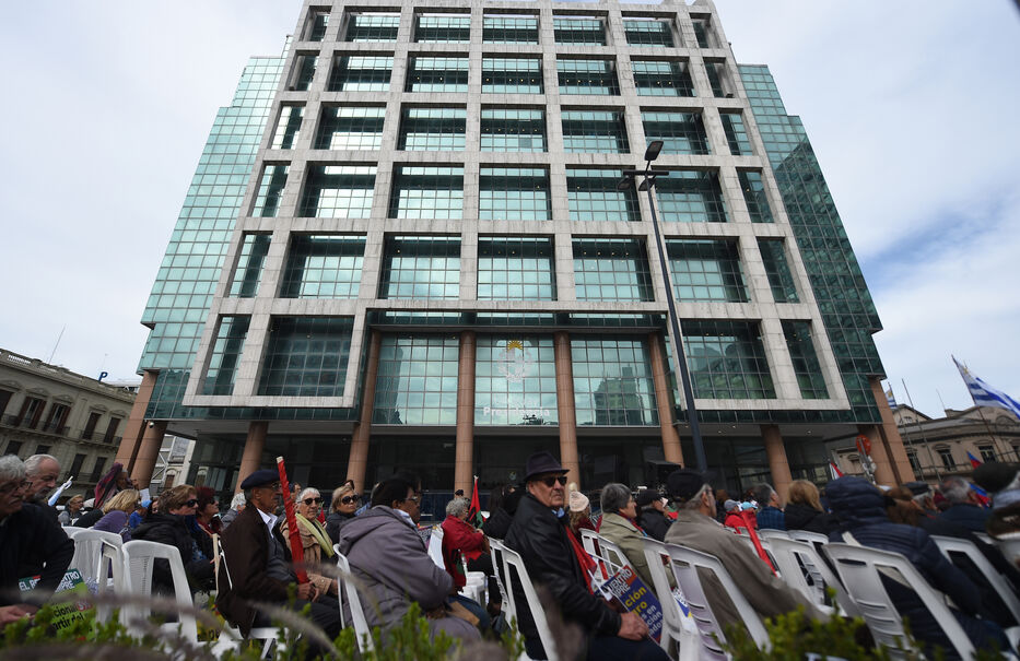 Diálogo Social plantea que las cuentas de AFAP sean “gestionadas por un organismo público”