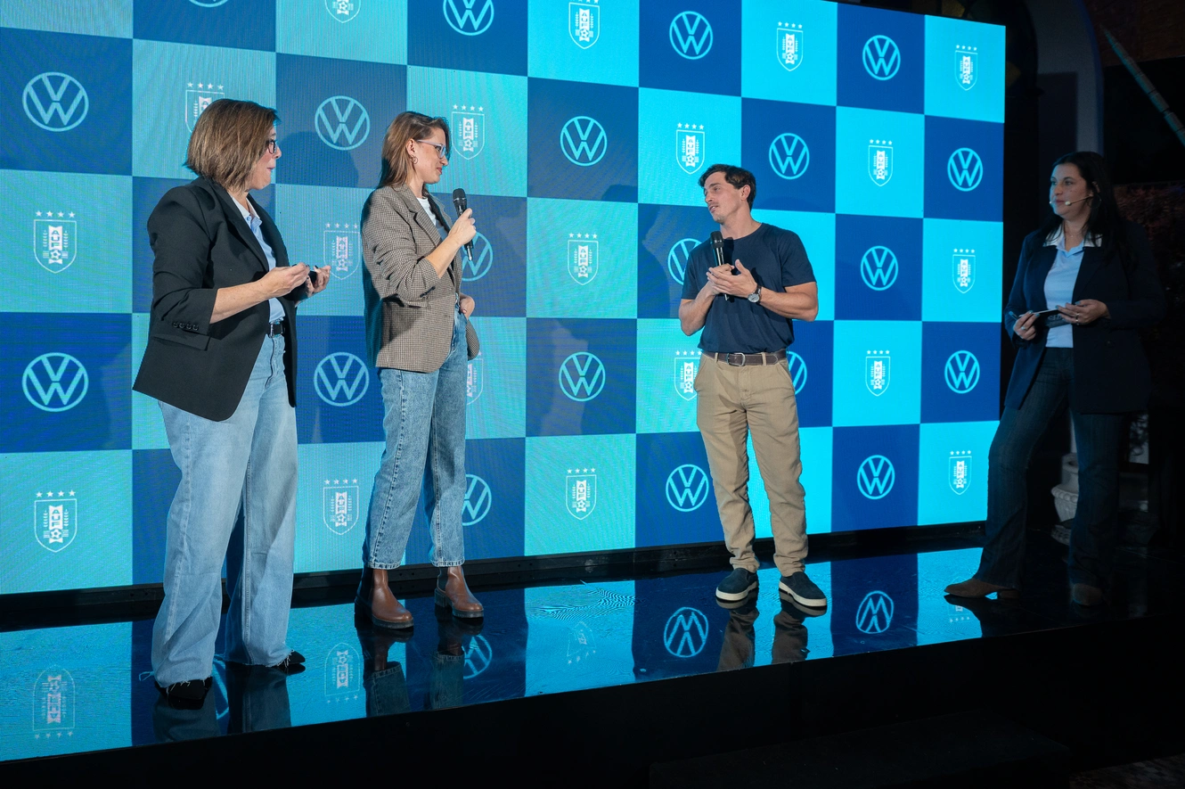 Verónica Petrissans, Lucía Brocal, Ignacio Pignataro y Gabriela Hernández. Foto: Javier Noceti