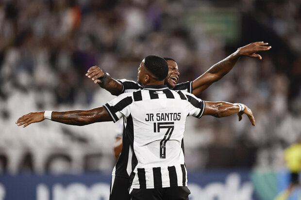 Sudamericana: Botafogo venció a Racing, hubo triunfos de Olimpia y Vasco da Gama, y más