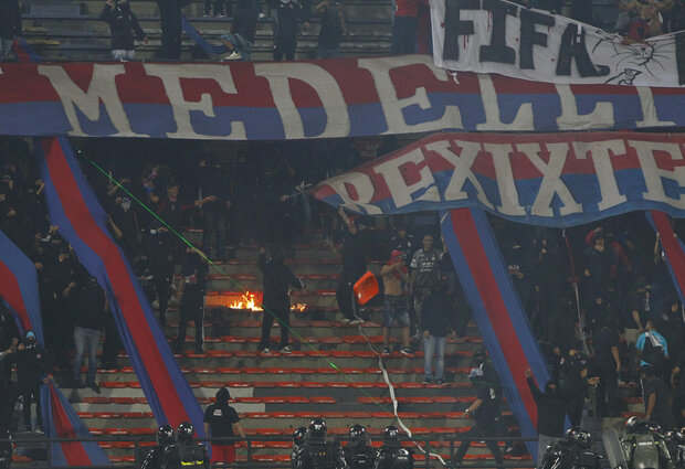Libertadores: se suspendió DIM-Flamengo por disturbios en la tribuna del equipo colombiano