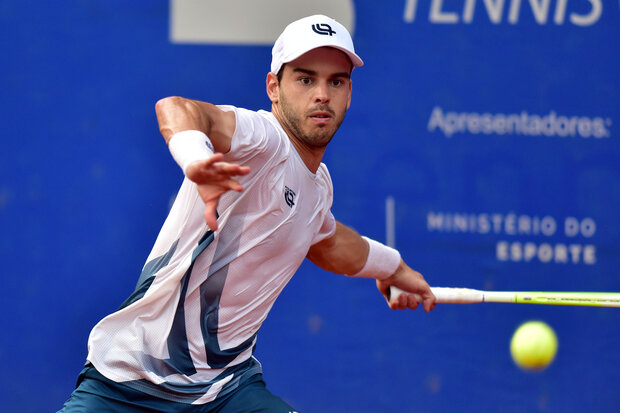 Tenis: Franco Roncadelli avanzó a la final del Challenger de Santos en Brasil