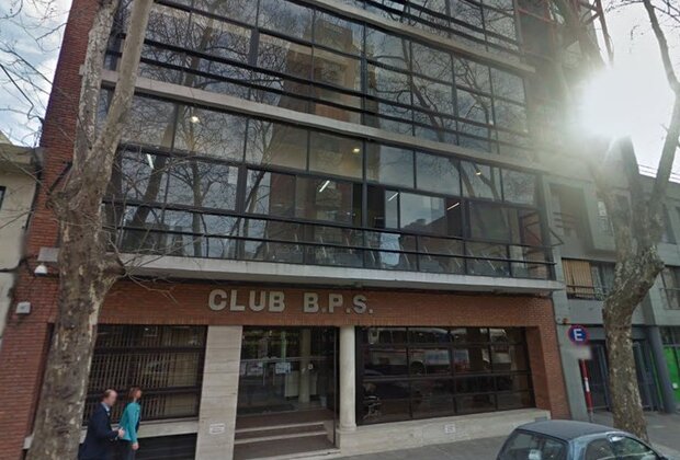 Madre denuncia que club del BPS impidió ingreso a vestuarios a una niña trans de seis años