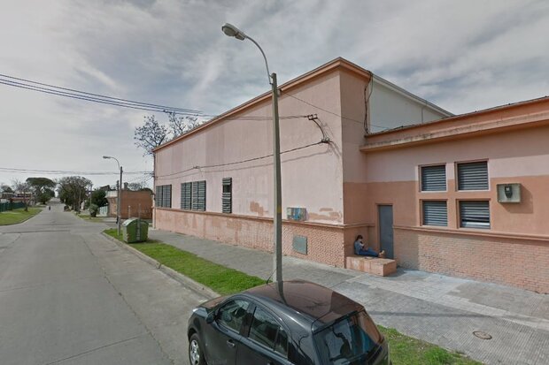 Un estudiante de UTU tiró una cartuchera a otro y le hizo un corte en la cabeza con tijera