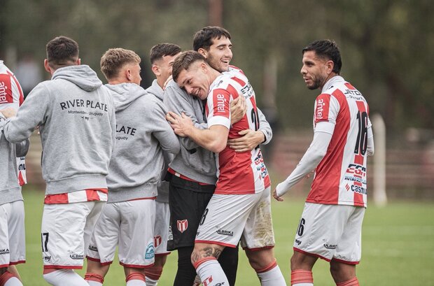 Segunda División: Triunfos de River Plate y Atenas de San Carlos que crecen en la tabla